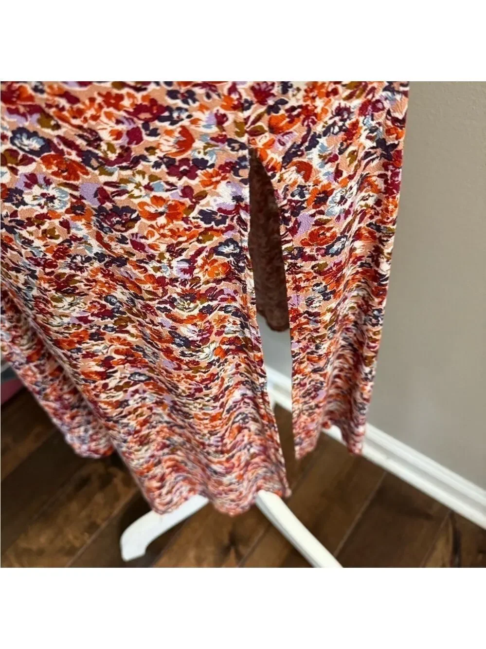 American Eagle Outfitters Women's Floral One Shoulder Dress.  Size Large